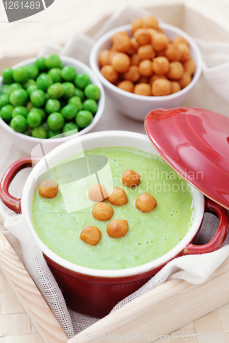 Image of green pea soup