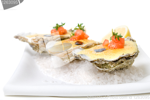 Image of oysters with sauce