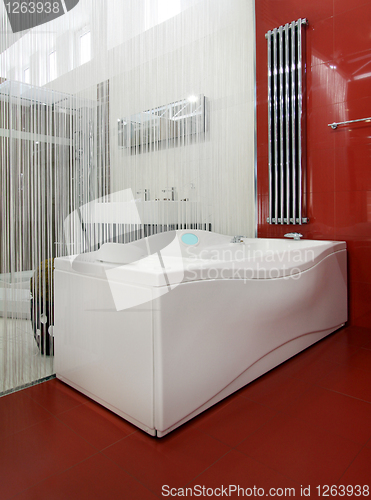 Image of Modern bathroom