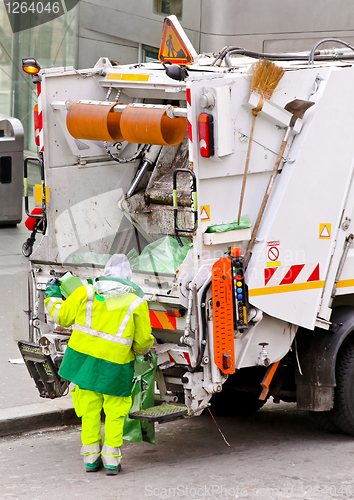 Image of Garbage cleaner