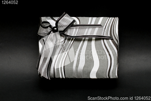 Image of Black gift