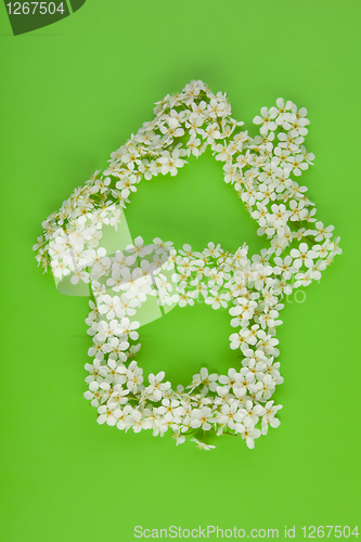 Image of Home sign made of flowers