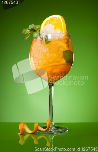 Image of Fresh orange drink with ice