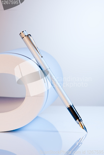 Image of Paper and fountain pen