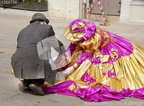 Image of Street performers in Venice