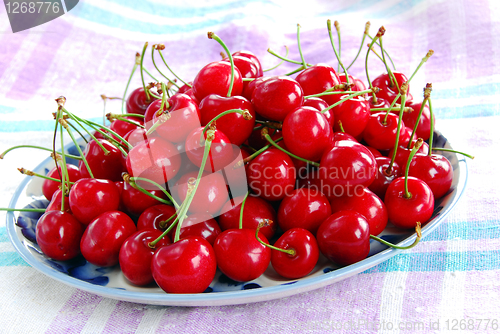 Image of Appetizing red cherries