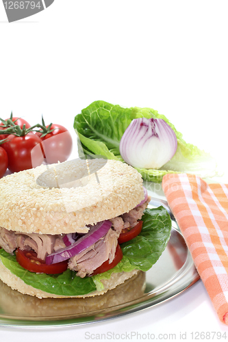 Image of Bagel with tuna