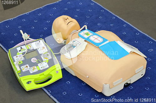 Image of AED dummy