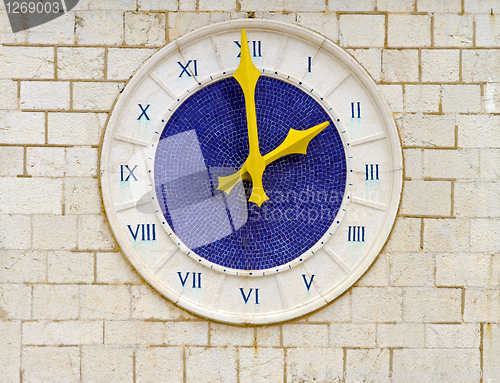 Image of Two o clock