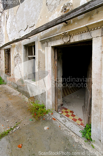 Image of Abandoned house