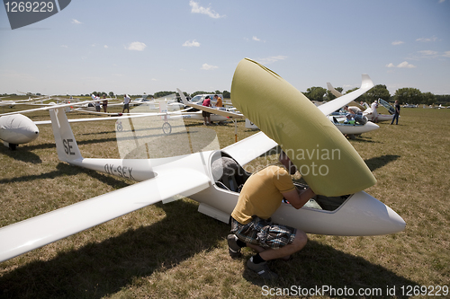 Image of Gliders before the start