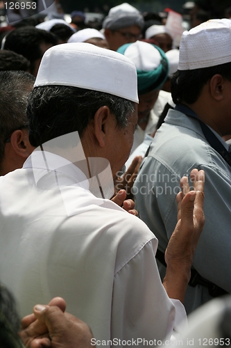 Image of Praying