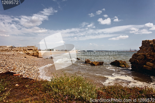 Image of Small beach on the banks of the river Tejo.