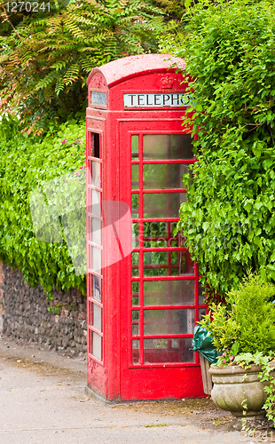 Image of British classic phone box in Lavenham, Suffolk