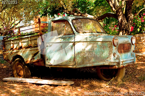 Image of Old rusty truck
