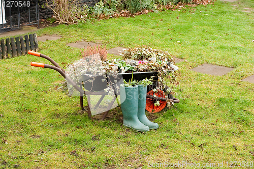 Image of wheelbarrow