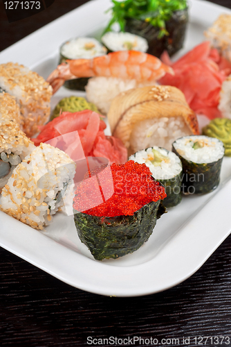 Image of sushi set