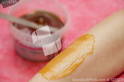 Image of sugaring epilation