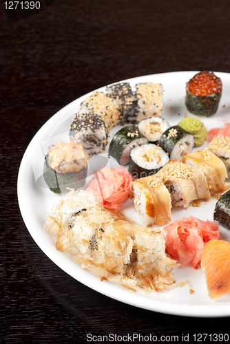 Image of sushi set