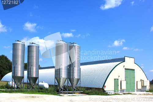 Image of shed and silos