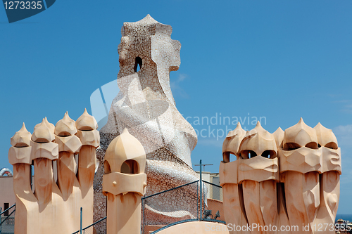 Image of Gaudi designed apartment building La Pedrera