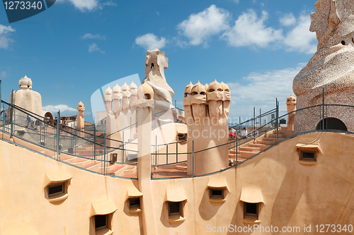 Image of Gaudi designed apartment building La Pedrera