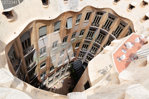 Image of Gaudi designed apartment building La Pedrera