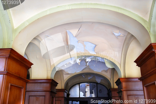 Image of Ceiling of ruined building