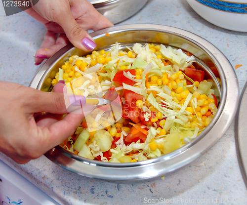Image of Preparing corn salad