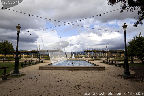 Image of Large Fountain