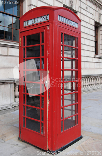 Image of London telephone box