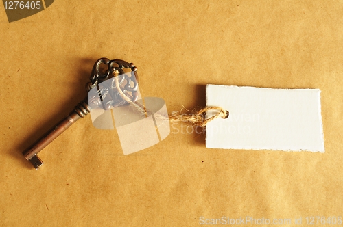 Image of key with blank label