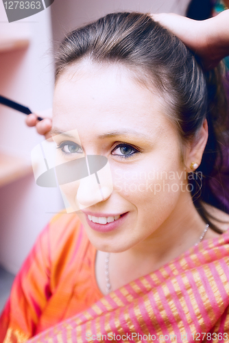 Image of Indian wedding - preparation of bride