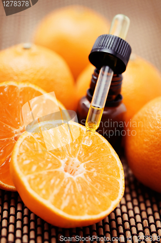 Image of tangerine essential oil 