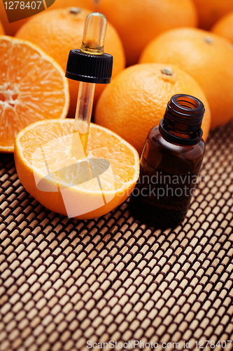 Image of tangerine essential oil 
