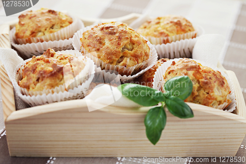 Image of muffins with ham and cheese