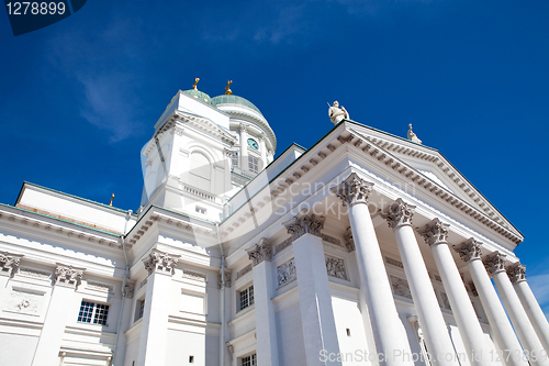 Image of Tuomiokirkko church in Helsinki, Finland