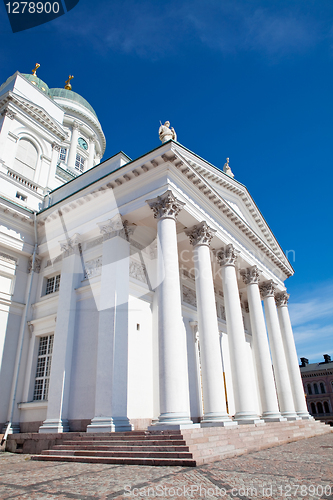 Image of Tuomiokirkko church in Helsinki, Finland