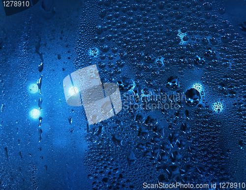 Image of water drops and light