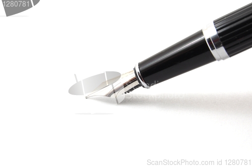 Image of fountain pen