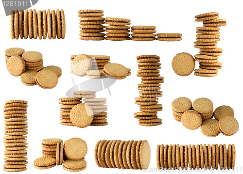 Image of round biscuits arranged in different shape