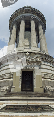 Image of Soldiers' and Sailors' monument 