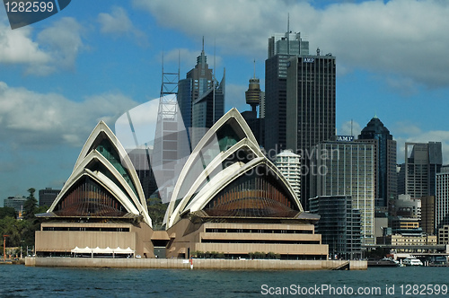 Image of opera house