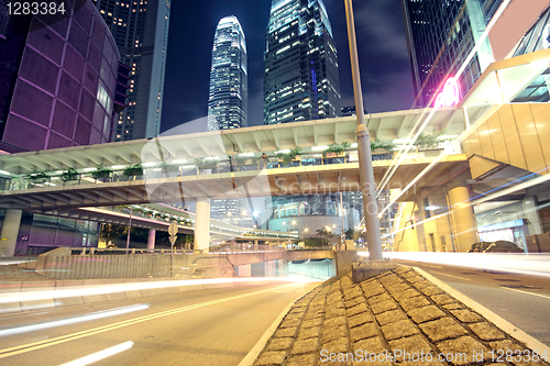 Image of traffic in Hong Kong at night 