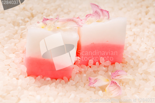 Image of Japanese dessert, Mochi with rose