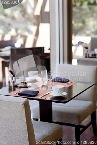 Image of table setting
