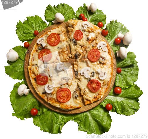 Image of pizza with vegetables