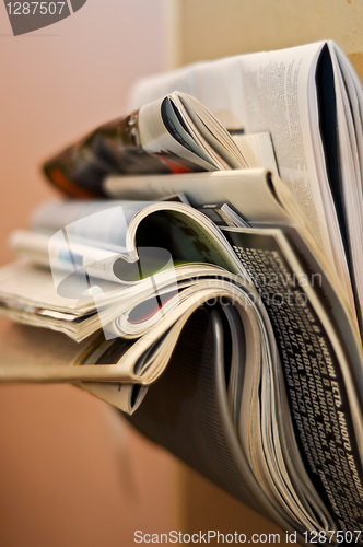 Image of newspapers 