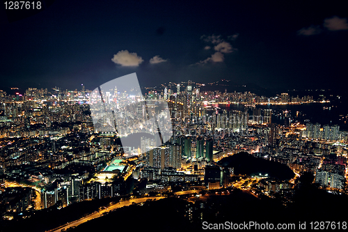 Image of Hong Kong at night 