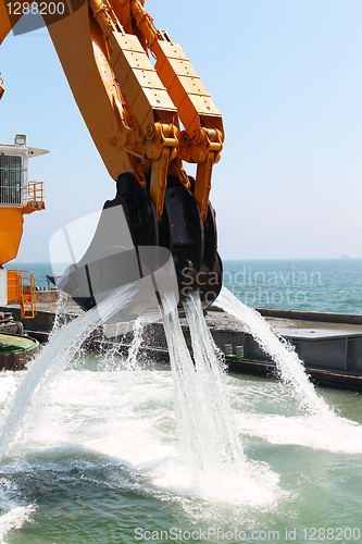 Image of Pontoon Excavators seabed deepens